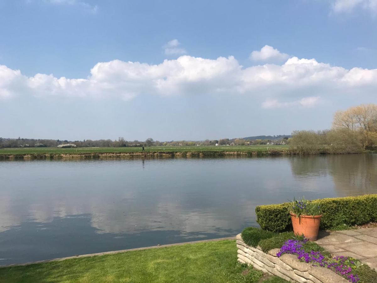 Inverloddon Bed And Breakfast, Wargrave Ρίντινγκ Εξωτερικό φωτογραφία